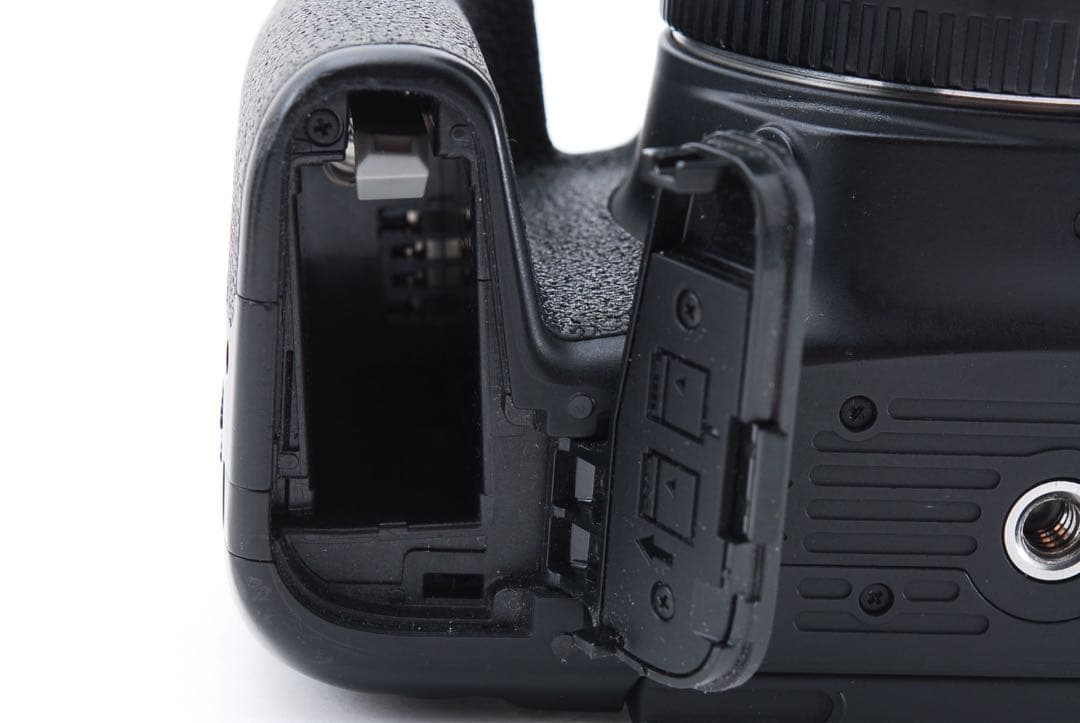 Wi-Fi/動画/保証canon kiss x10i標準&望遠ダブルレンズセット