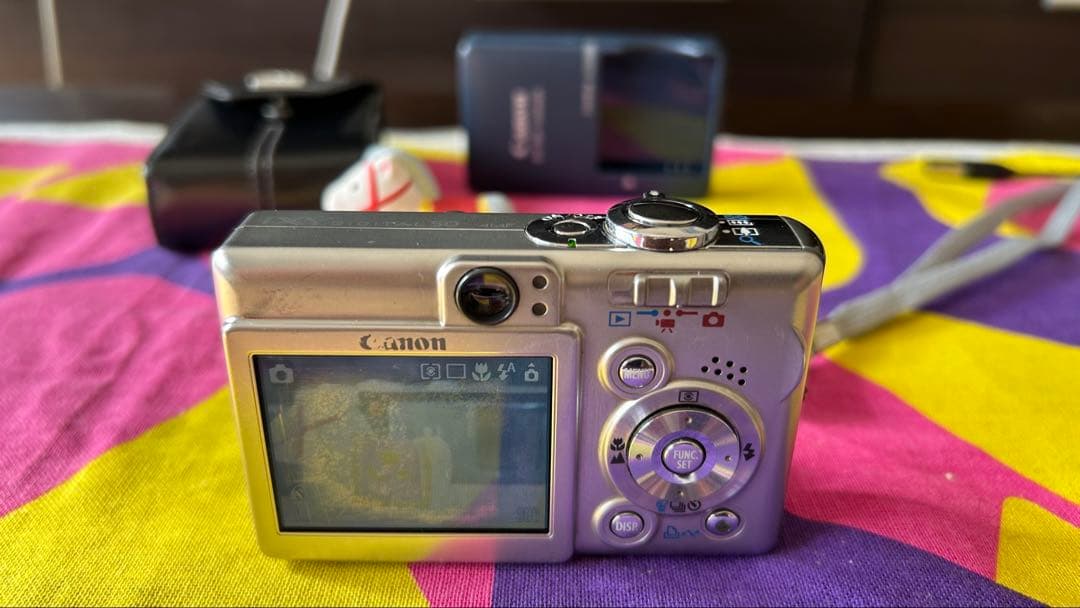 Canon IXY DIGITAL 4.0メガピクセル