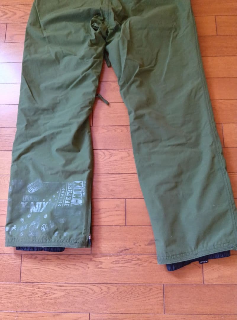 【良品】XNIX スノーボードウェア 上下セット 迷彩 カモフラージュ