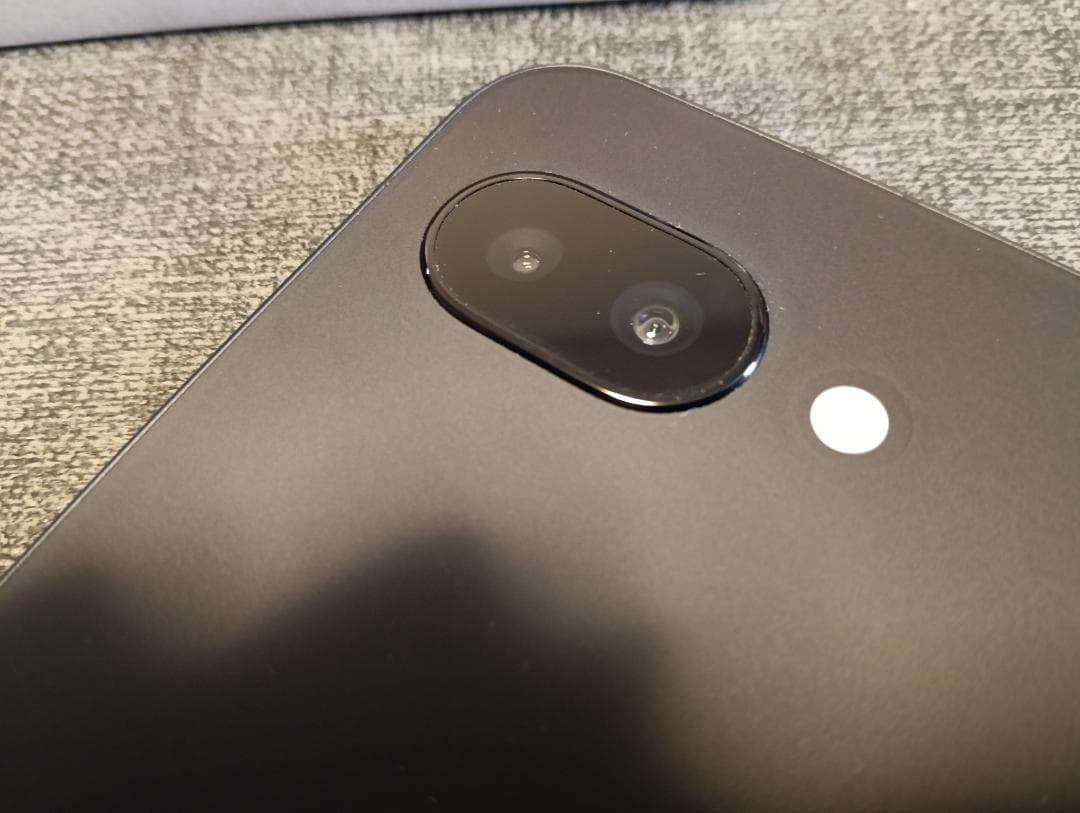 【美品】Google Pixel 9a 128GB Obsidian 黒