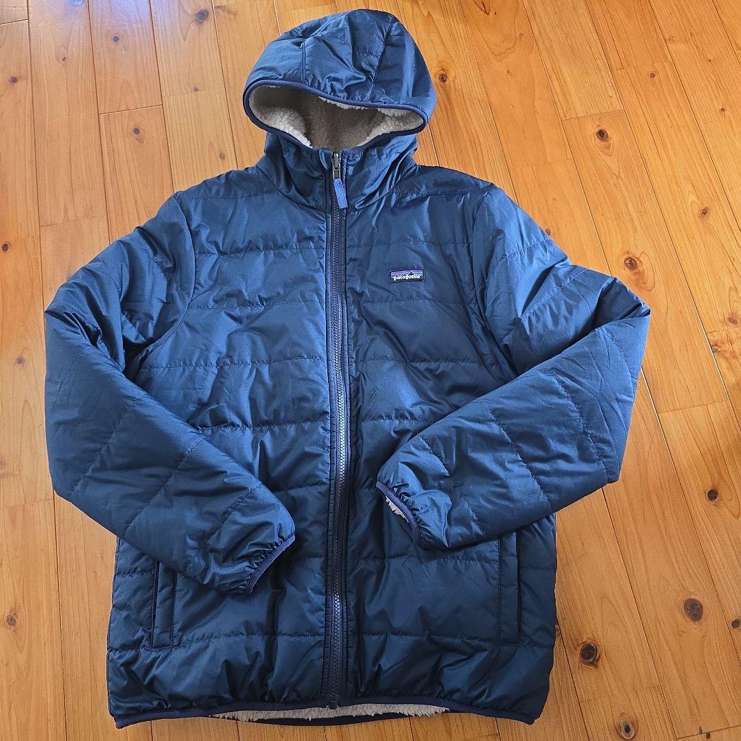 kitty3apples☆patagoniaリバーシブルジャケッ卜 XXL