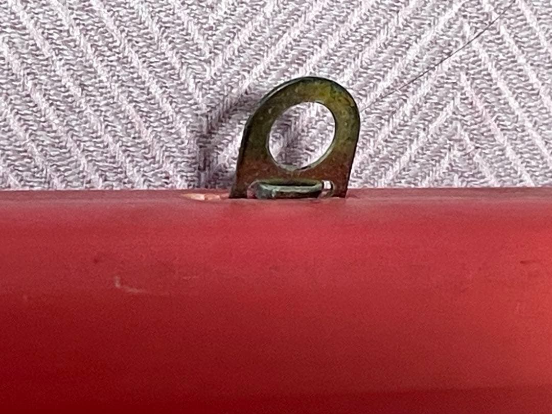 レトロ赤いビーズのジグザグのれん