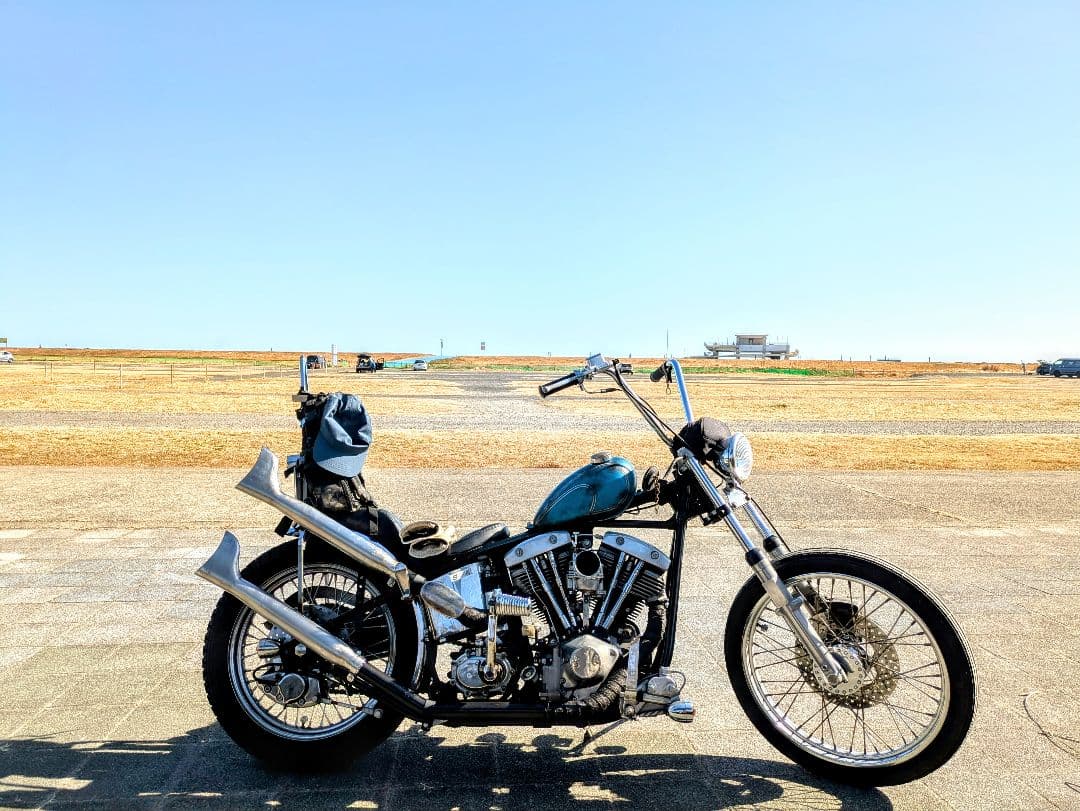 ショベルヘッド　アップスイープマフラー　フィッシュテールサイレンサー