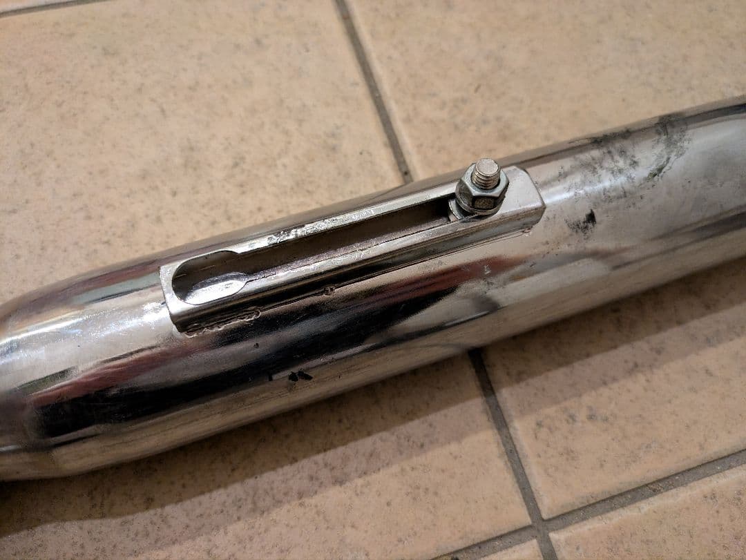 ショベルヘッド　アップスイープマフラー　フィッシュテールサイレンサー