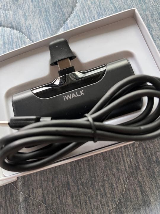 I walk 超小型モバイルバッテリー