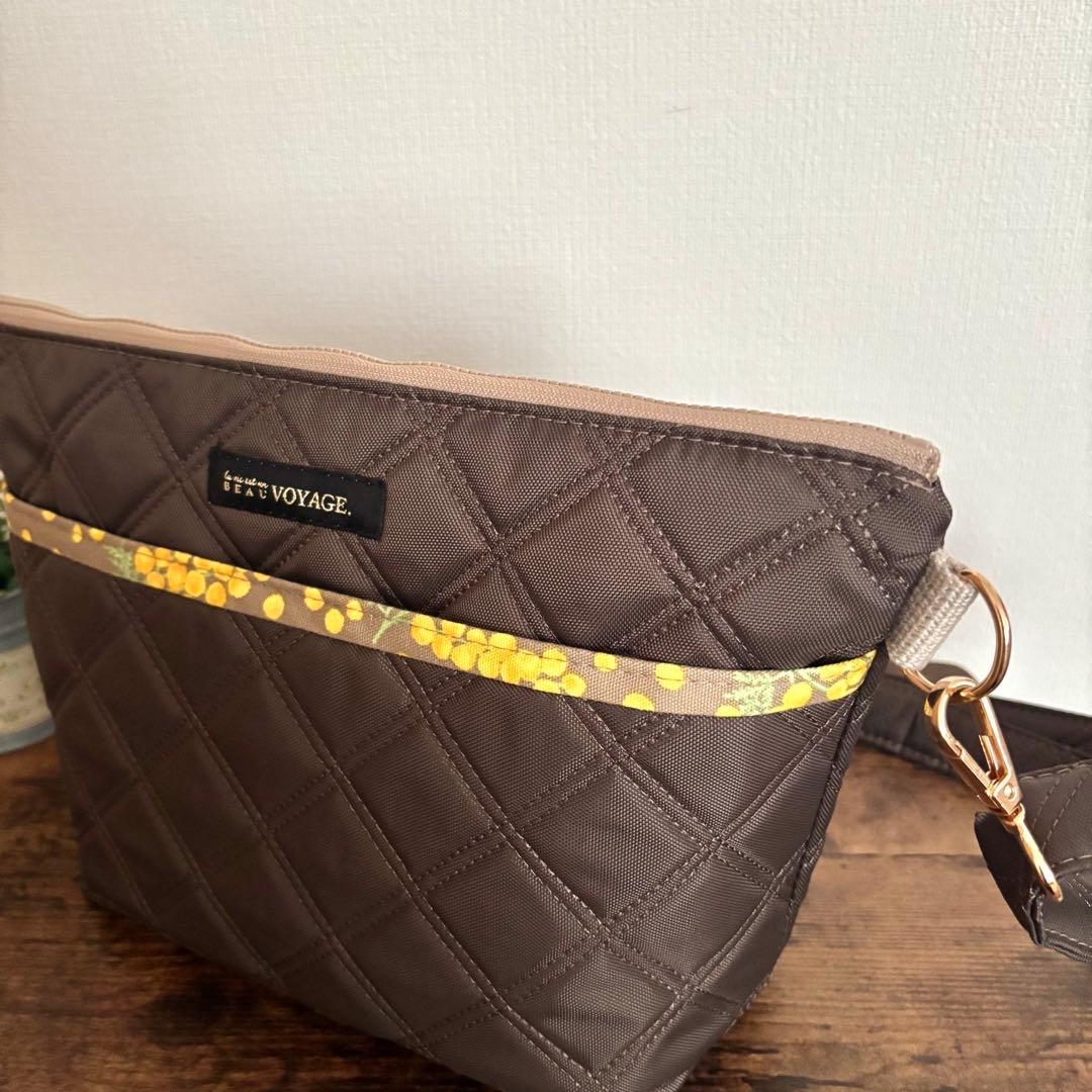 【ゆうママ】30cmファスナーショルダーバッグ　ナイロンオックスキルト