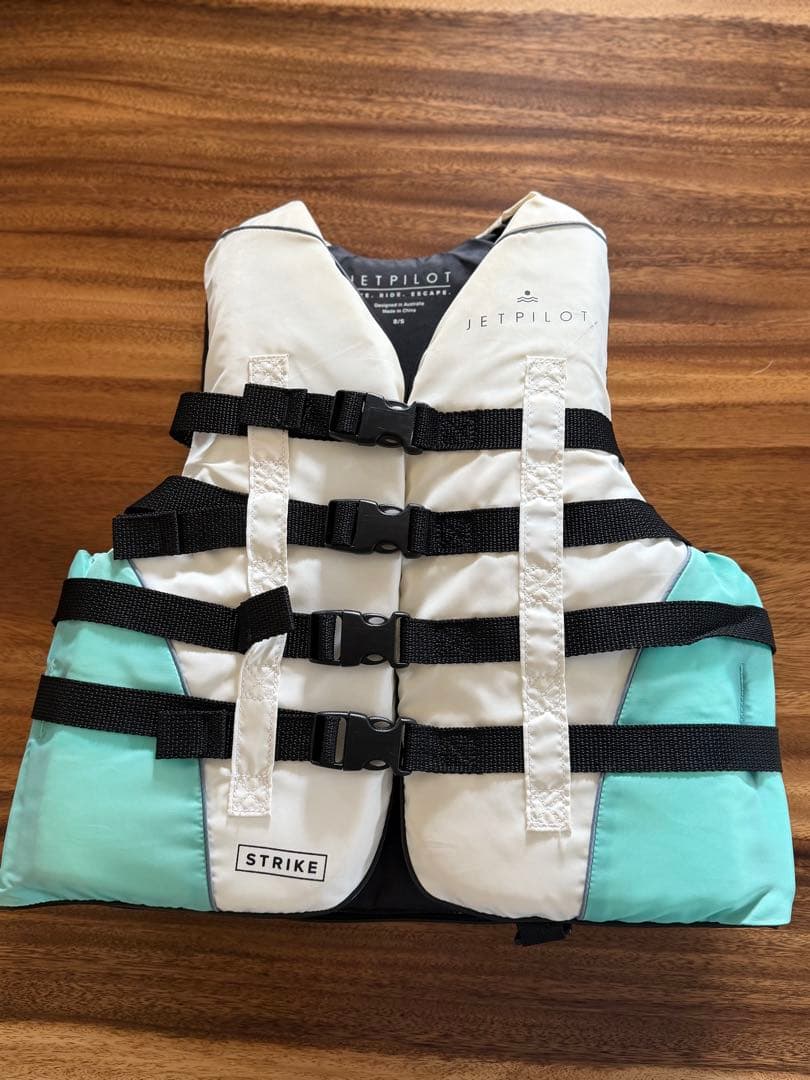 ⭐︎^ ^⭐︎JETPILOT ジェットパイロット　ライフジャケット3点セット