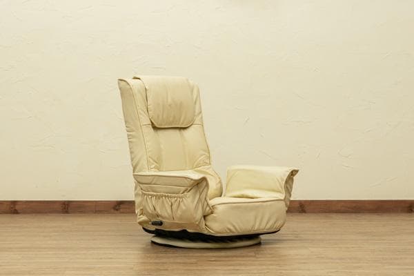 タイムセール中！！傷や汚れに強い座椅子♪レザー仕様