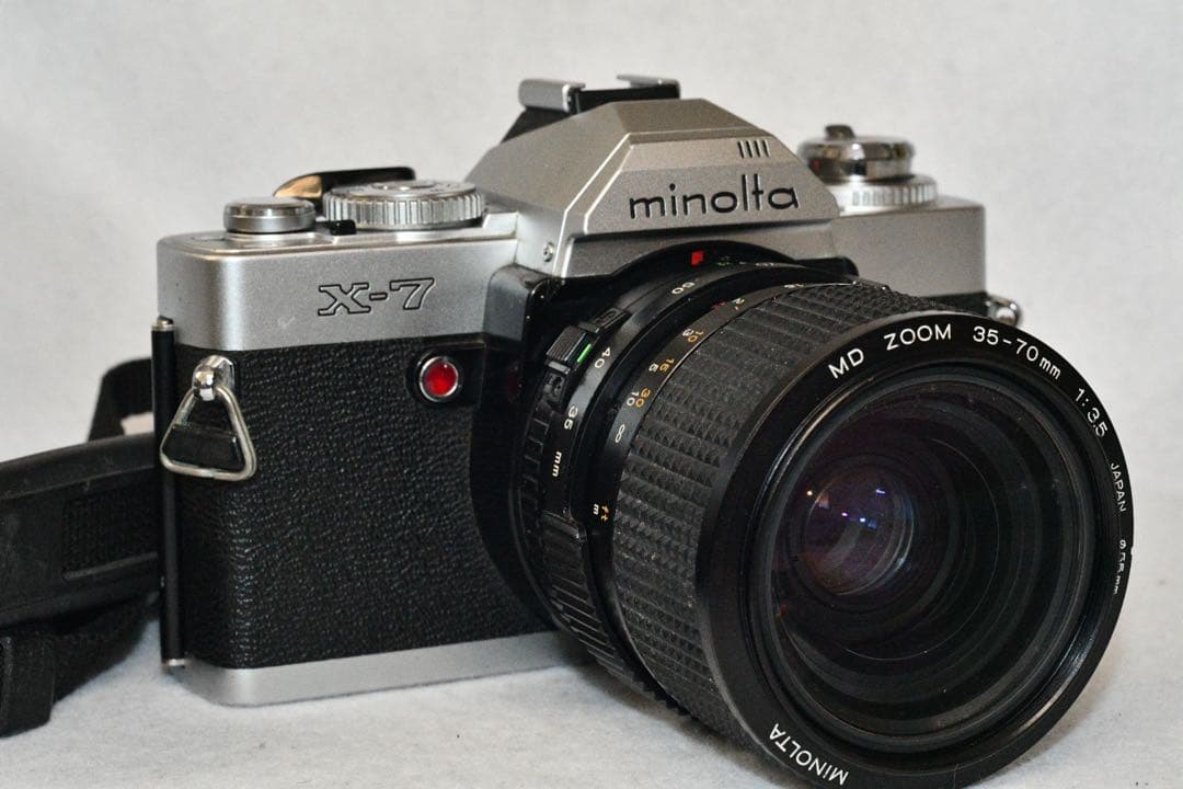 《動作品》minolta X-7 +標準ズームレンズ付き　a438