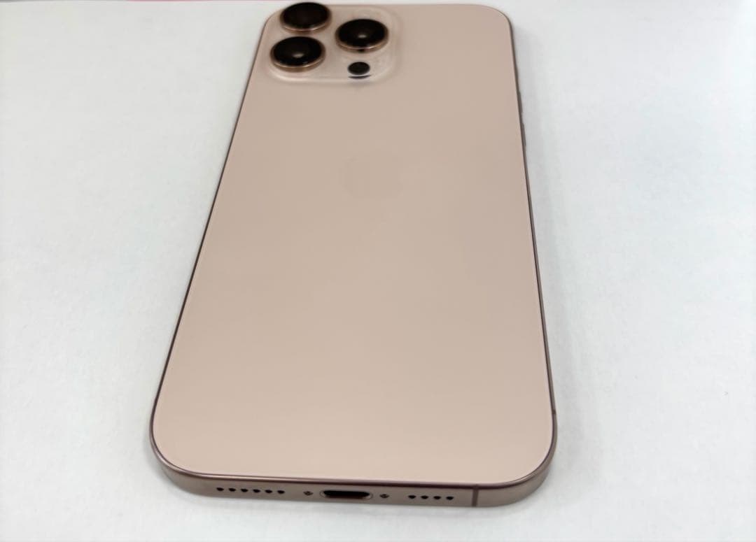 ➓ 超美品　iPhone16pro Max★ 256G デザートチタニウム