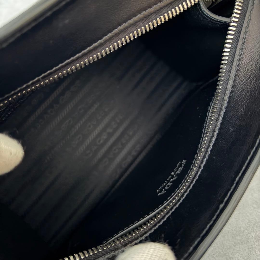 【未使用級✨】プラダ モノクローム 2WAY ショルダーバッグ　ICチップ搭載