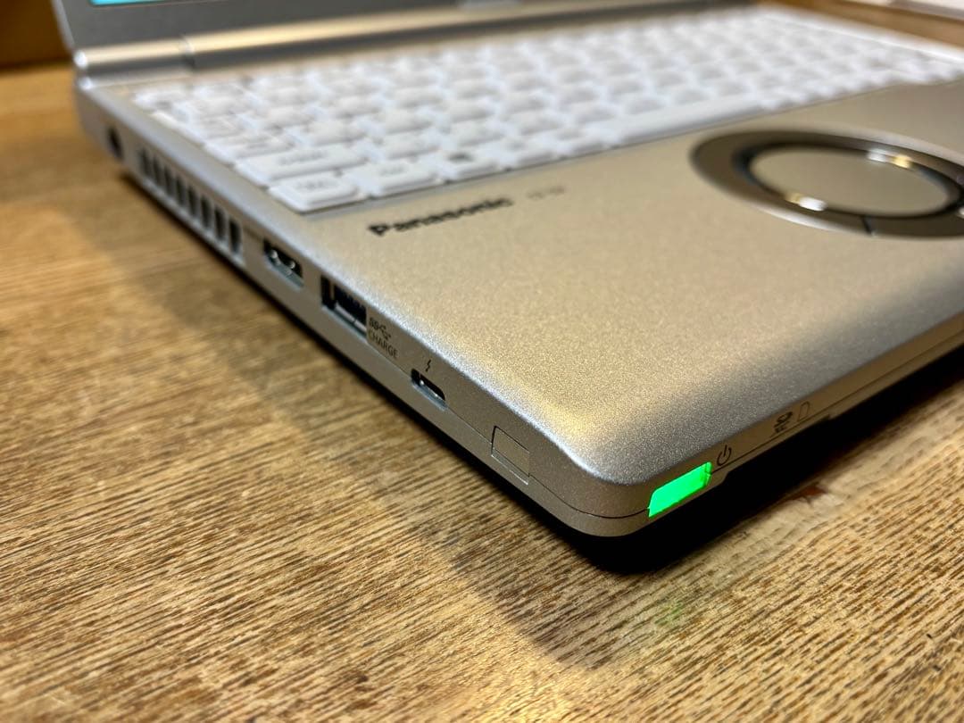 Panasonic CF-SV9RFLVS ノートPC 本体　LTE対応