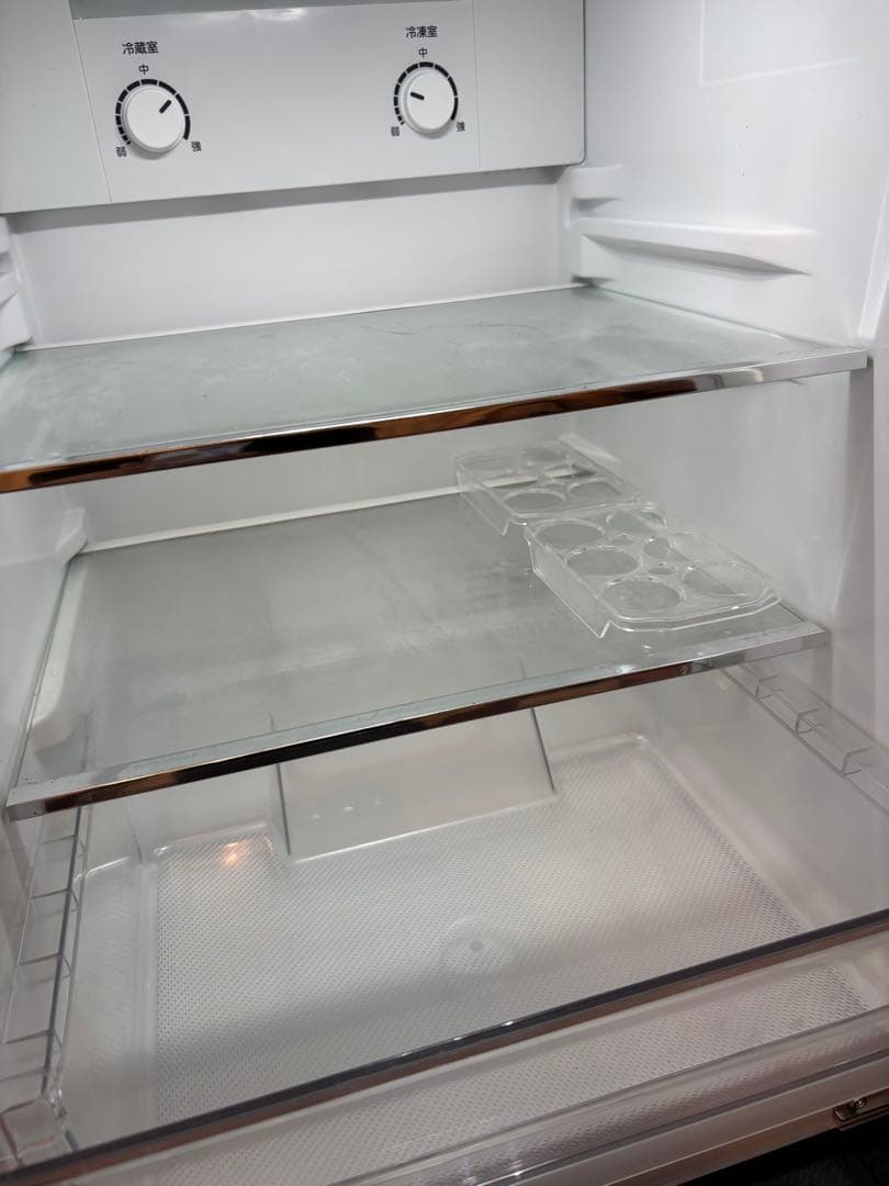 ぬ*様 Haier2020年製　2ドア冷蔵庫 ガラス棚付き