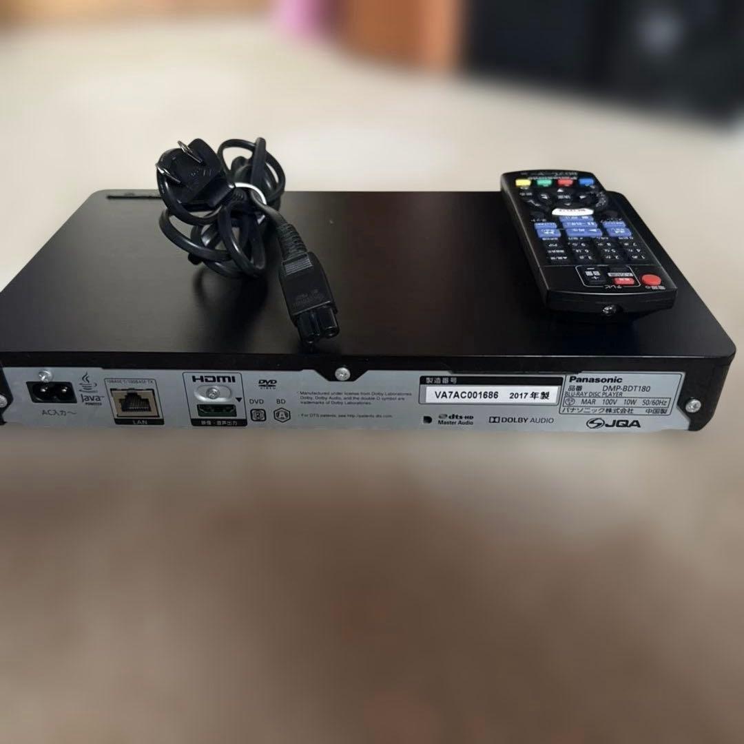 超美品　Panasonic DMP-BDT180 Blu-rayプレーヤー