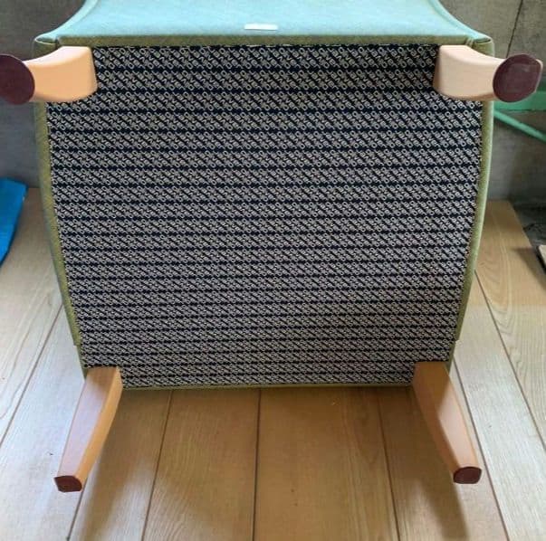 【最終特価】Oliver高級1人掛けソファ　ナチュラルグリーン　シングルソファ