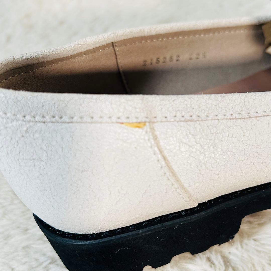 【未使用】銀座かねまつ チェーンローファー ホワイト系 トラックソール 22.5