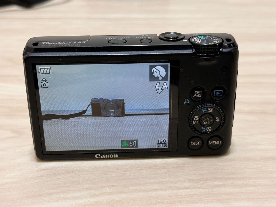Canon S95 デジタルカメラ 本体 PC1565 中古