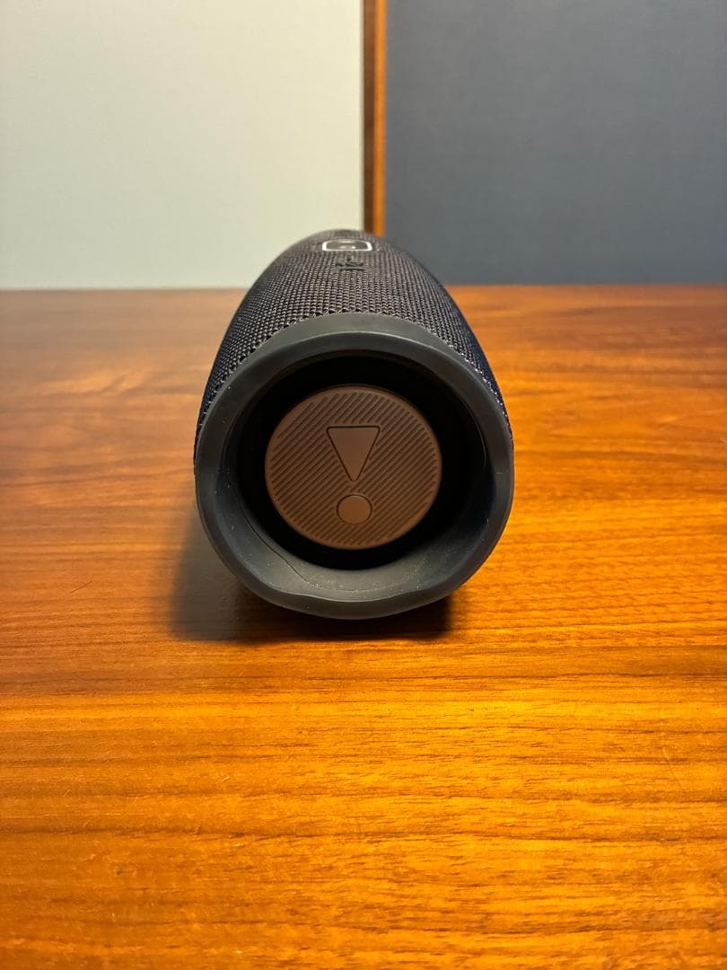 JBL CHARGE4 Bluetoothスピーカー 防水　美品　動作確認済み