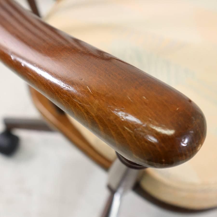 値下カリモク家具 ウィンザーチェア型 アームチェア キャスター5輪 昇降