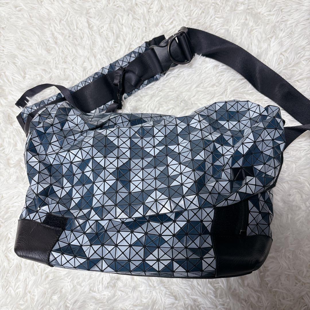 美品 BAOBAO issey miyake ショルダーバッグ メッセンジャー