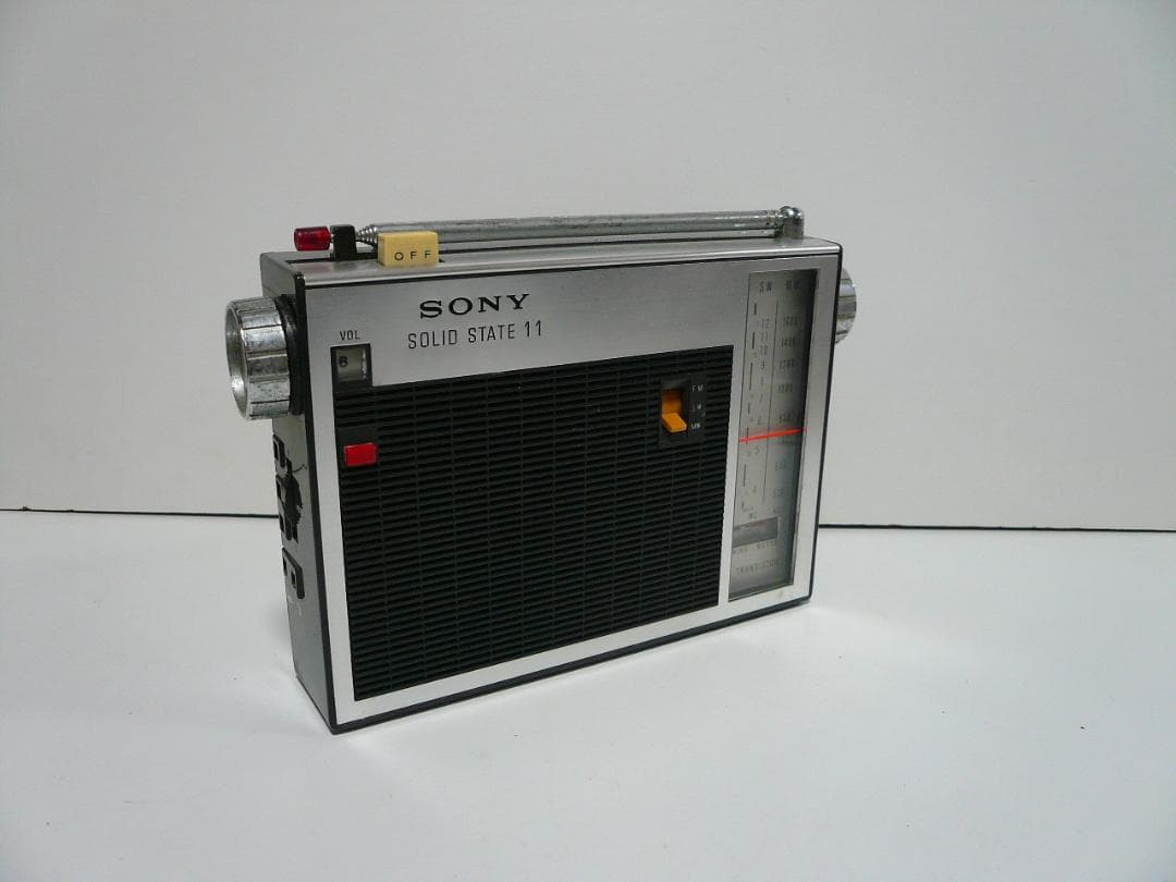 昭和レトロ SONY 3バンド ラジオ TFM-110F FM/SW/MW 短波