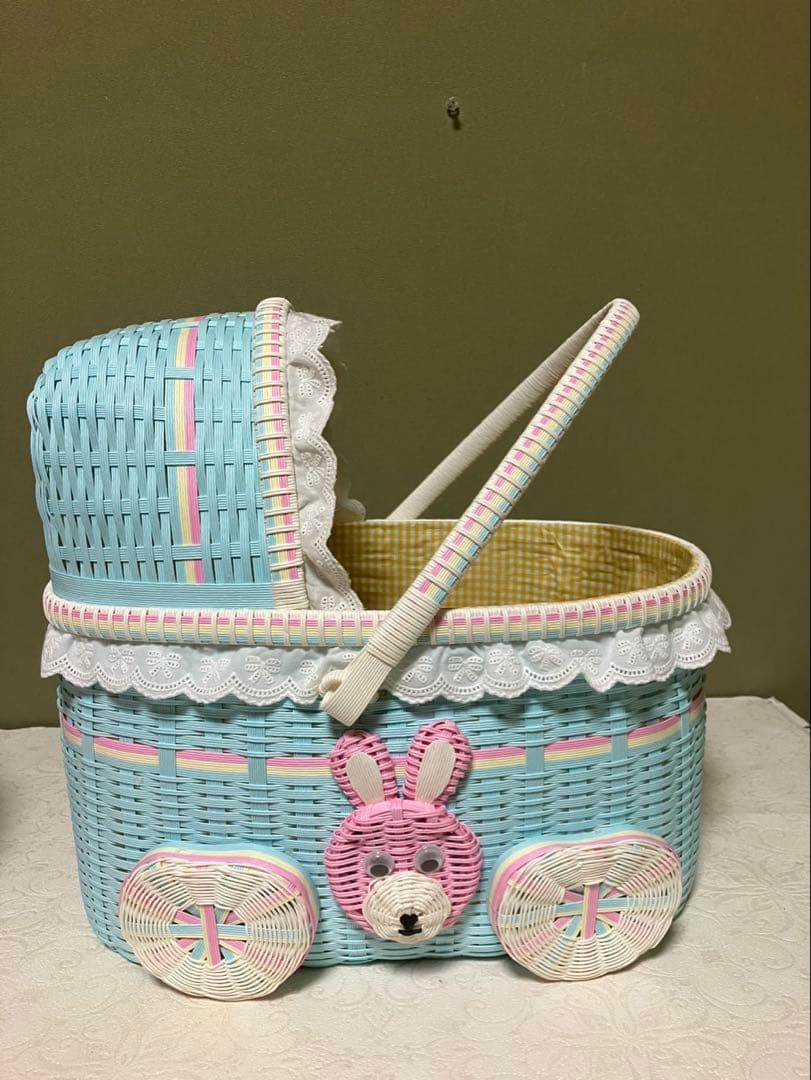 ウサギ付きベビーカーカゴ