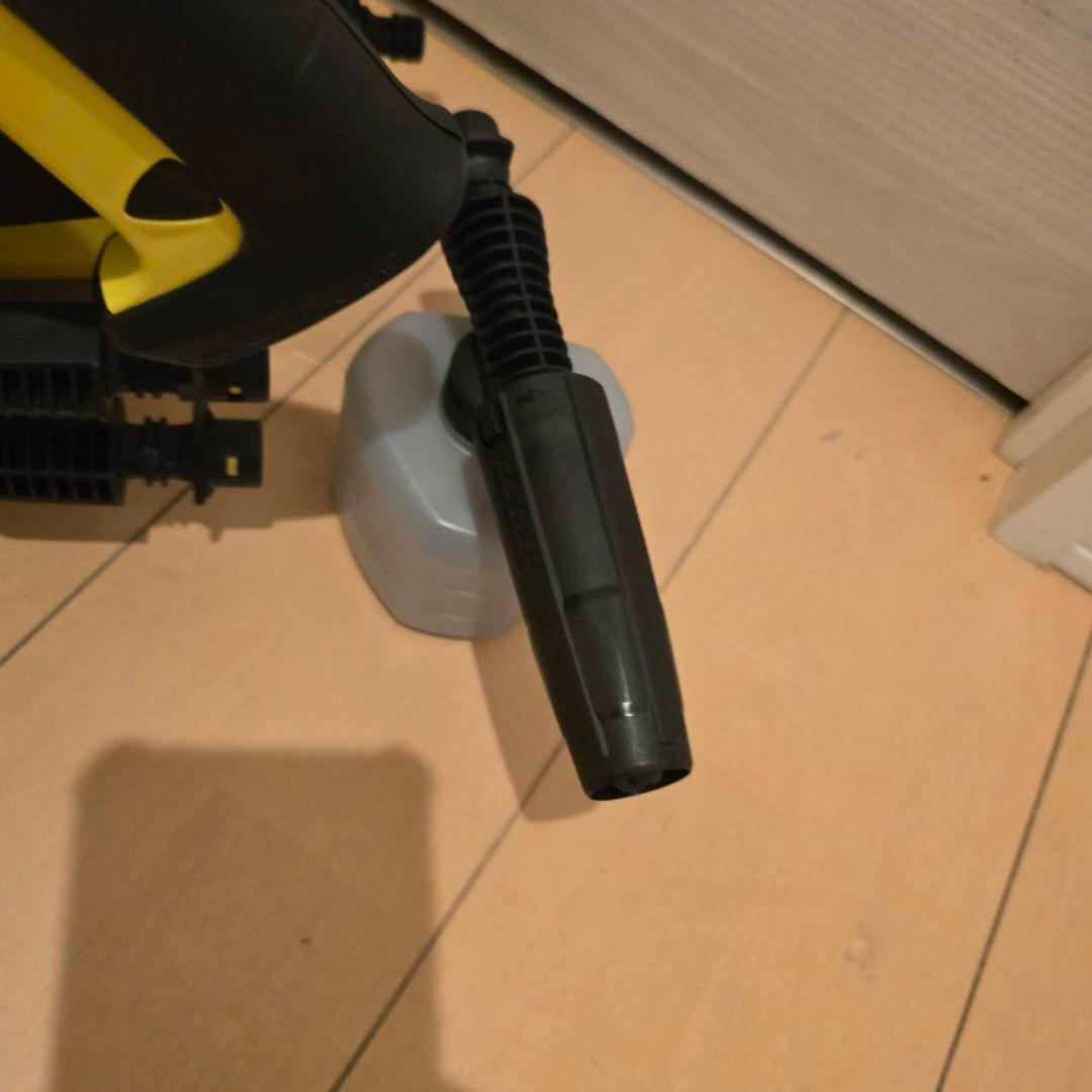 ケルヒャー 高圧洗浄機 K2 サイレント美品。ほぼ新品です。