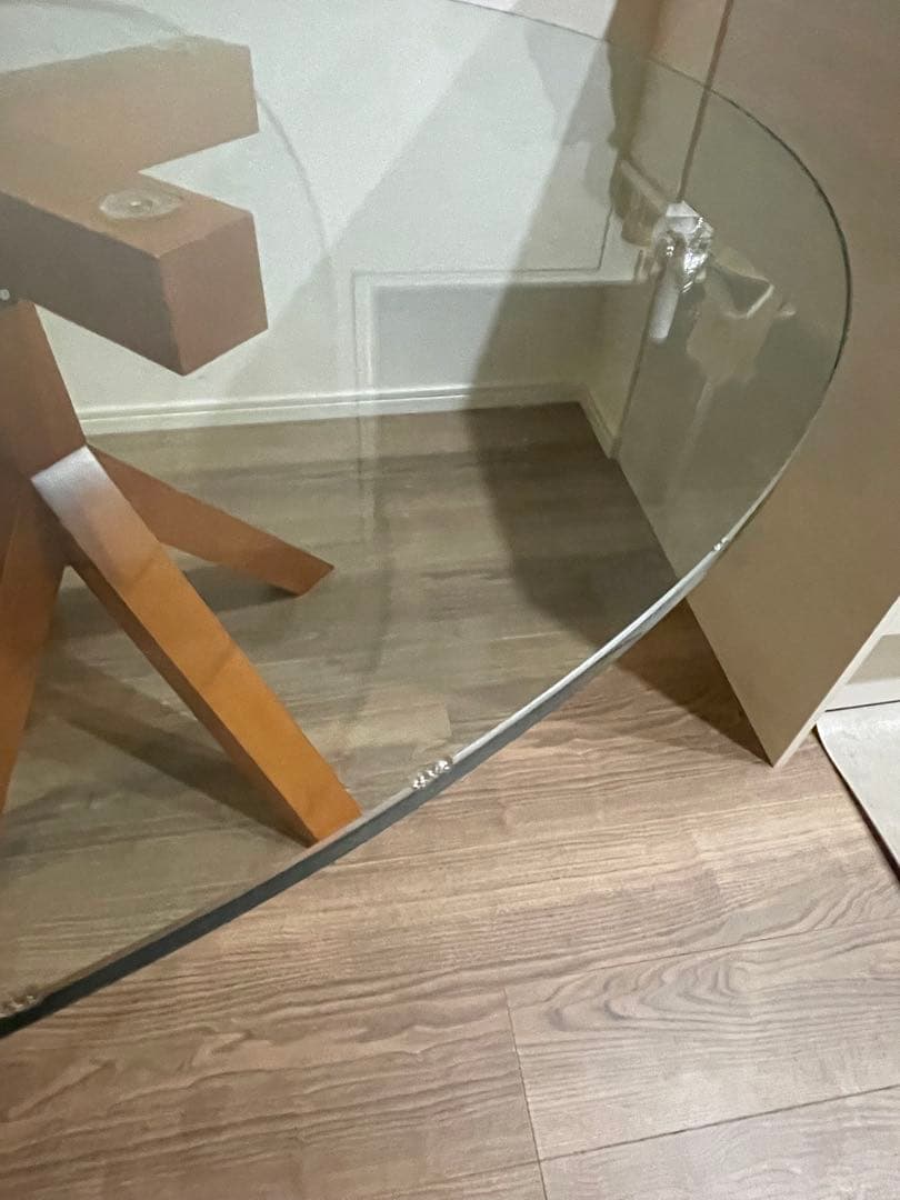 【限定値引】Cassina VENTO round dining table