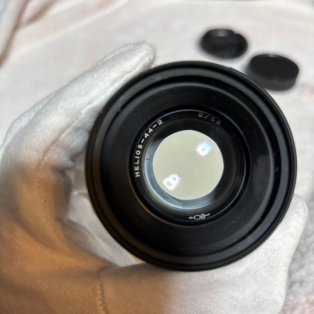 HELIOS 44-2 58mm f/2.0 ぐるぐるボケレンズ