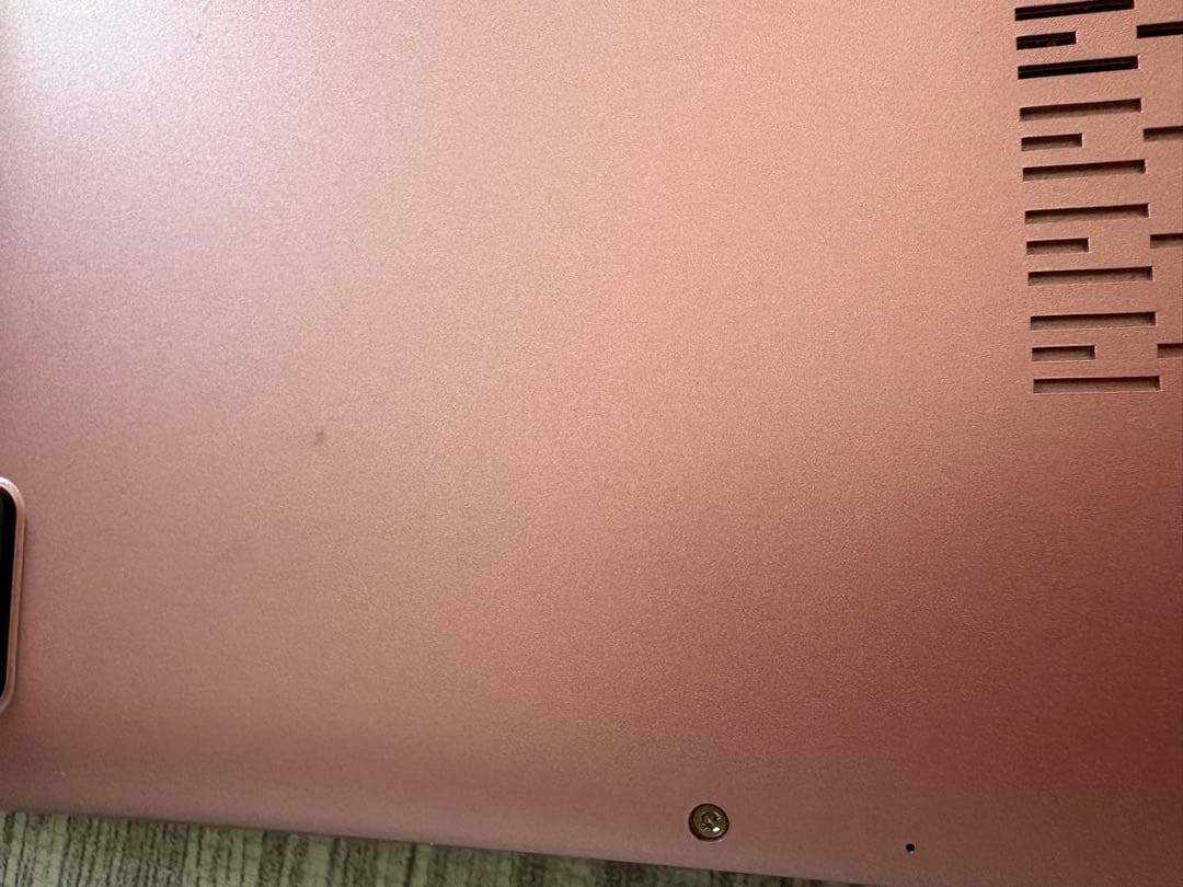 美品 ピンクノートパソコン 約16インチ／初期化済