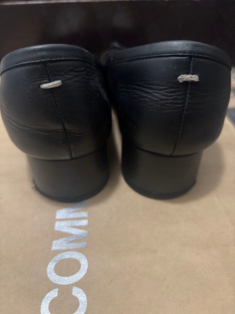 メゾンマルジェラ　タビパンプス