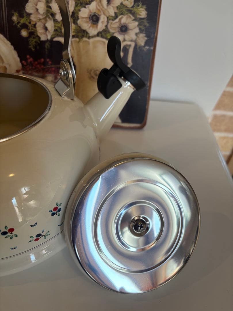 ル クルーゼ ケトル　クラシック やかん 1,6L プチフルーツ　クラシック