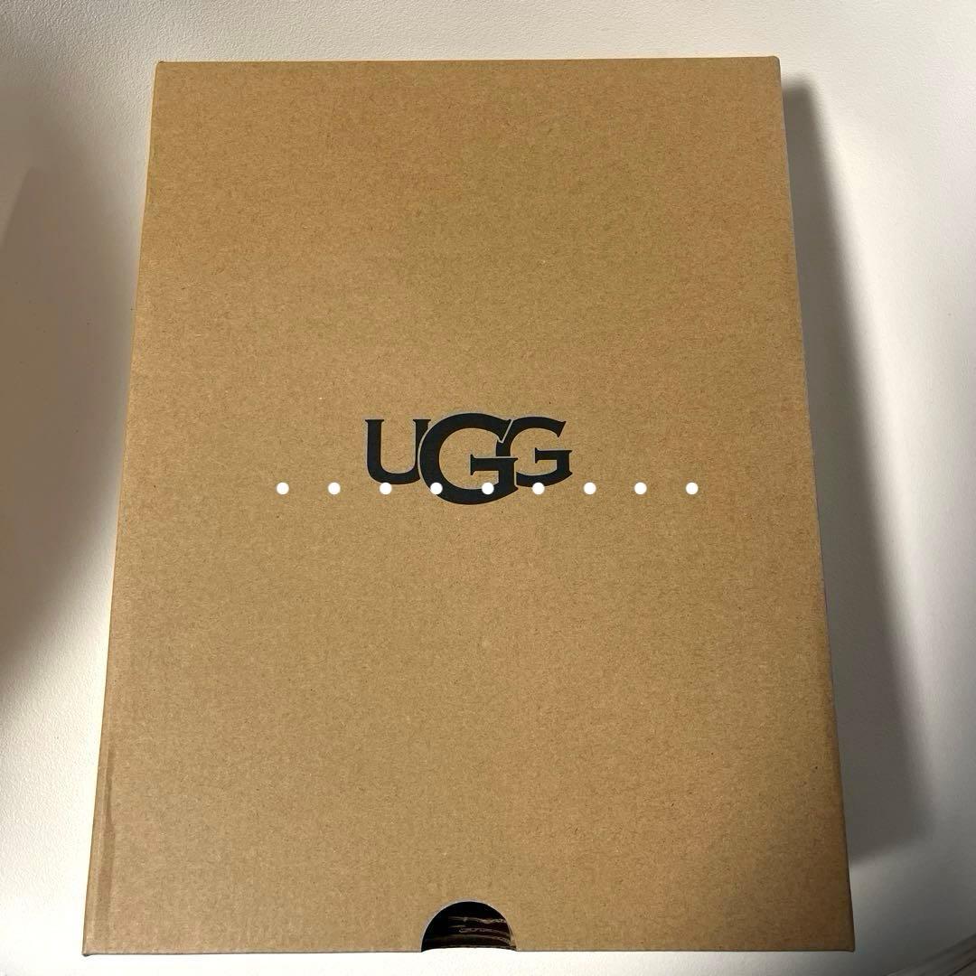 【新品未使用】UGG クラシック ウルトラミニプラットフォーム ブーツ