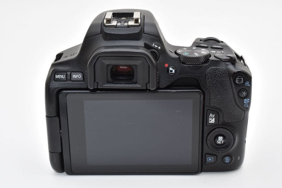 保証付き/Canon EOSKiss X10標準&望遠ダブルレンズセット