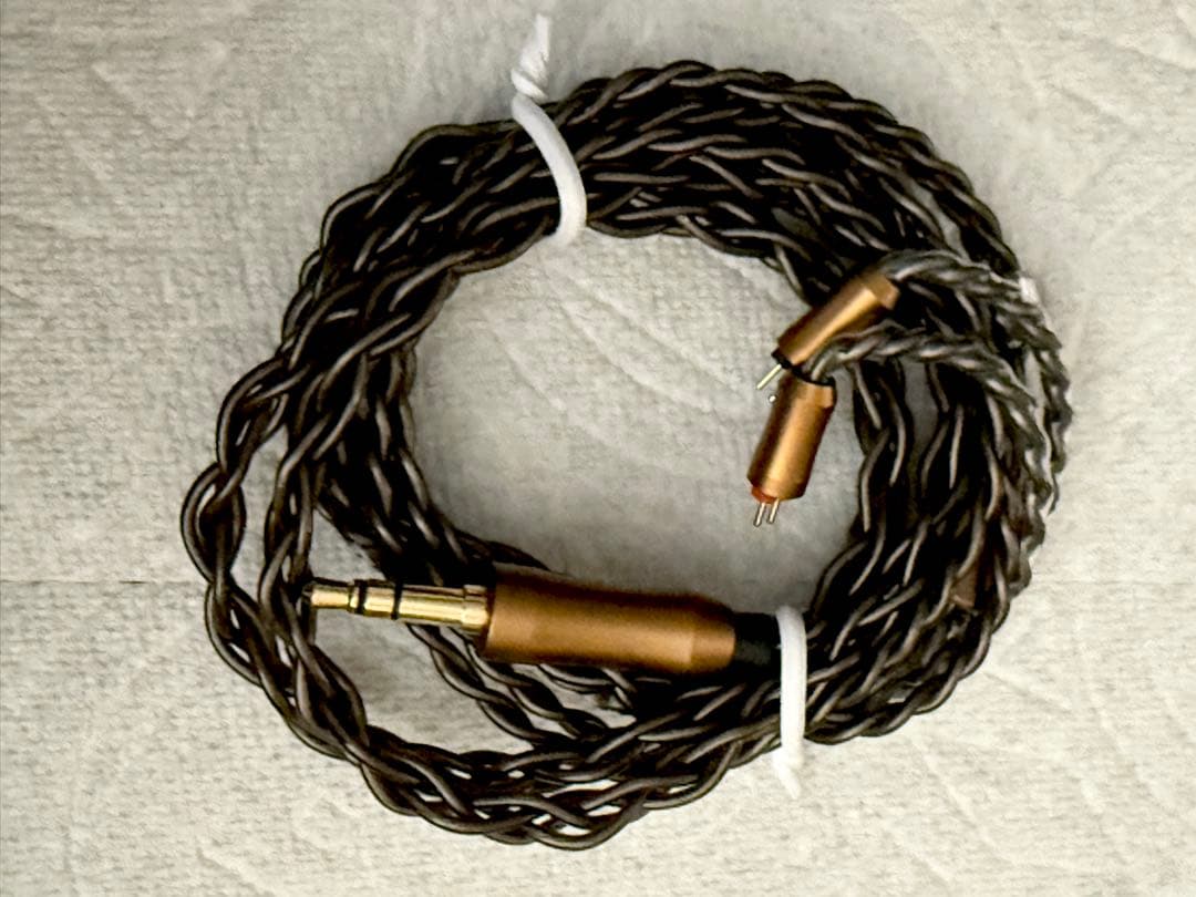 有線ピヤホン3 Hi-Unit001-pnk 4.4バランスケーブル「龍柱」付