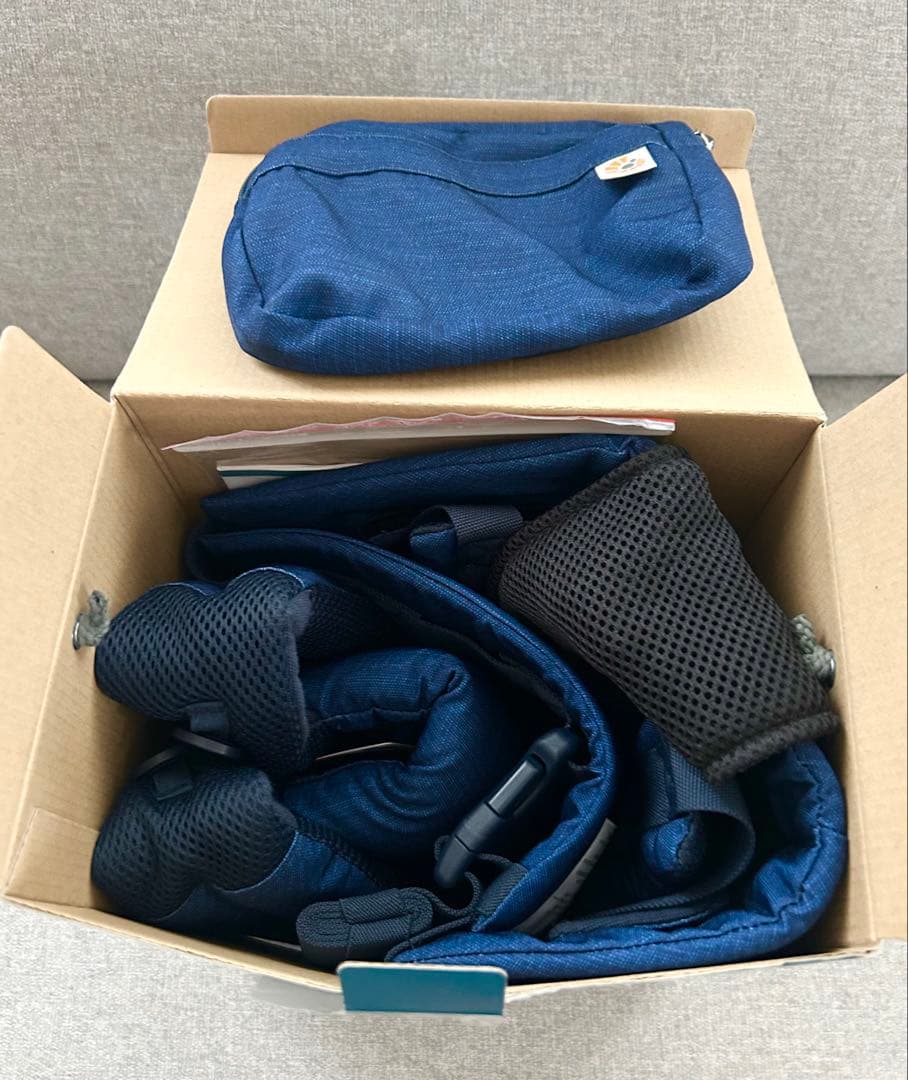 ergobaby OMNI 360 クールエアメッシュ　抱っこ紐　おんぶ紐