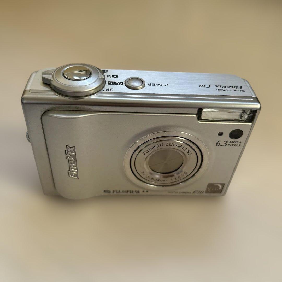 デジタルカメラ FUJIFILM finepix F10