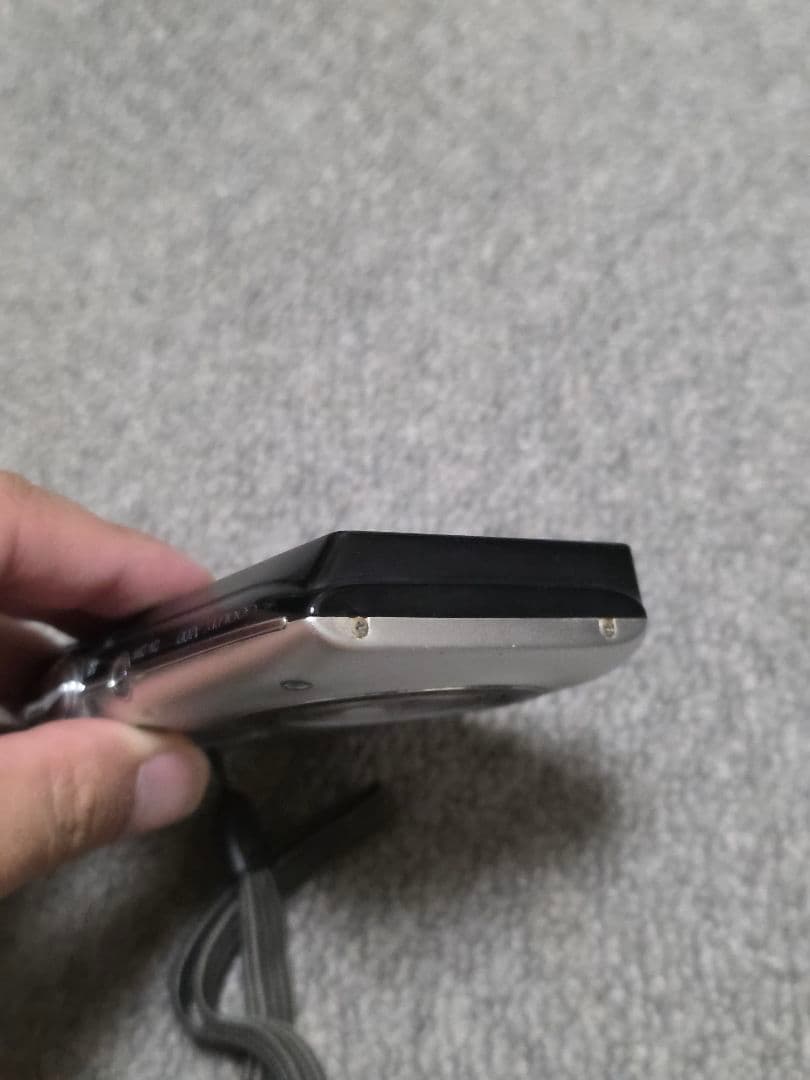 Nikon COOLPIX A100 コンパクトデジタルカメラ