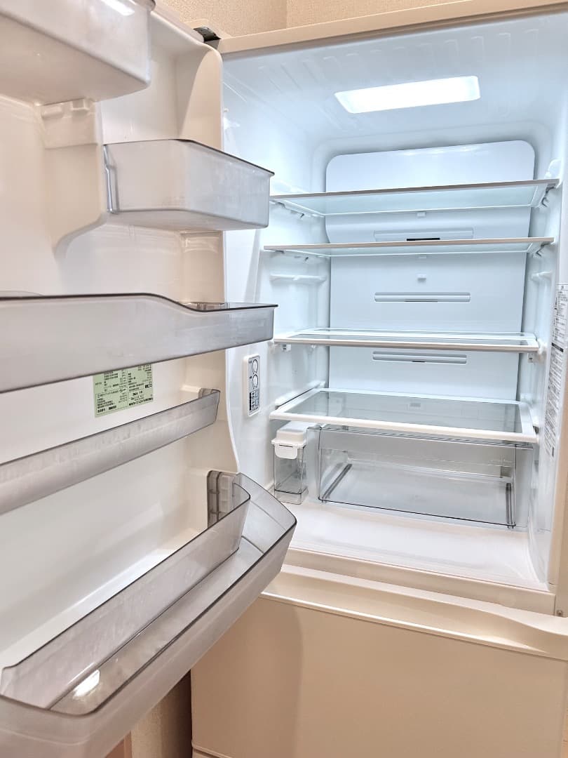 Lilly¨̮⃝✨美品✨2024年製 使用6ヶ月 送料込(除沖縄離島一部地域)