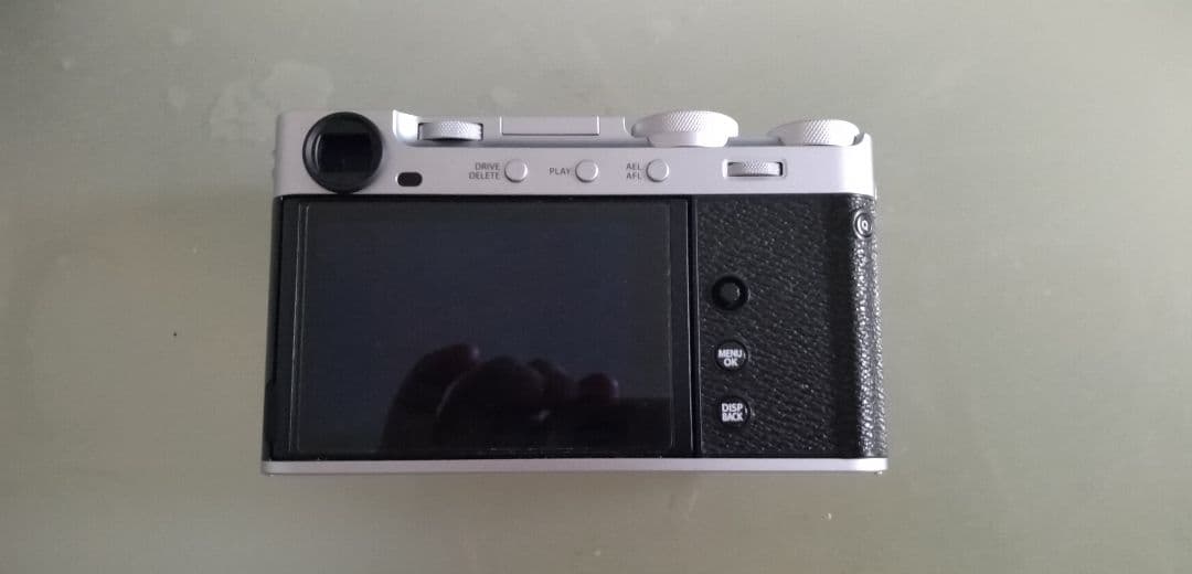 アーマド　FUJIFILM X-E5 ミラーレス一眼 シルバーボディ