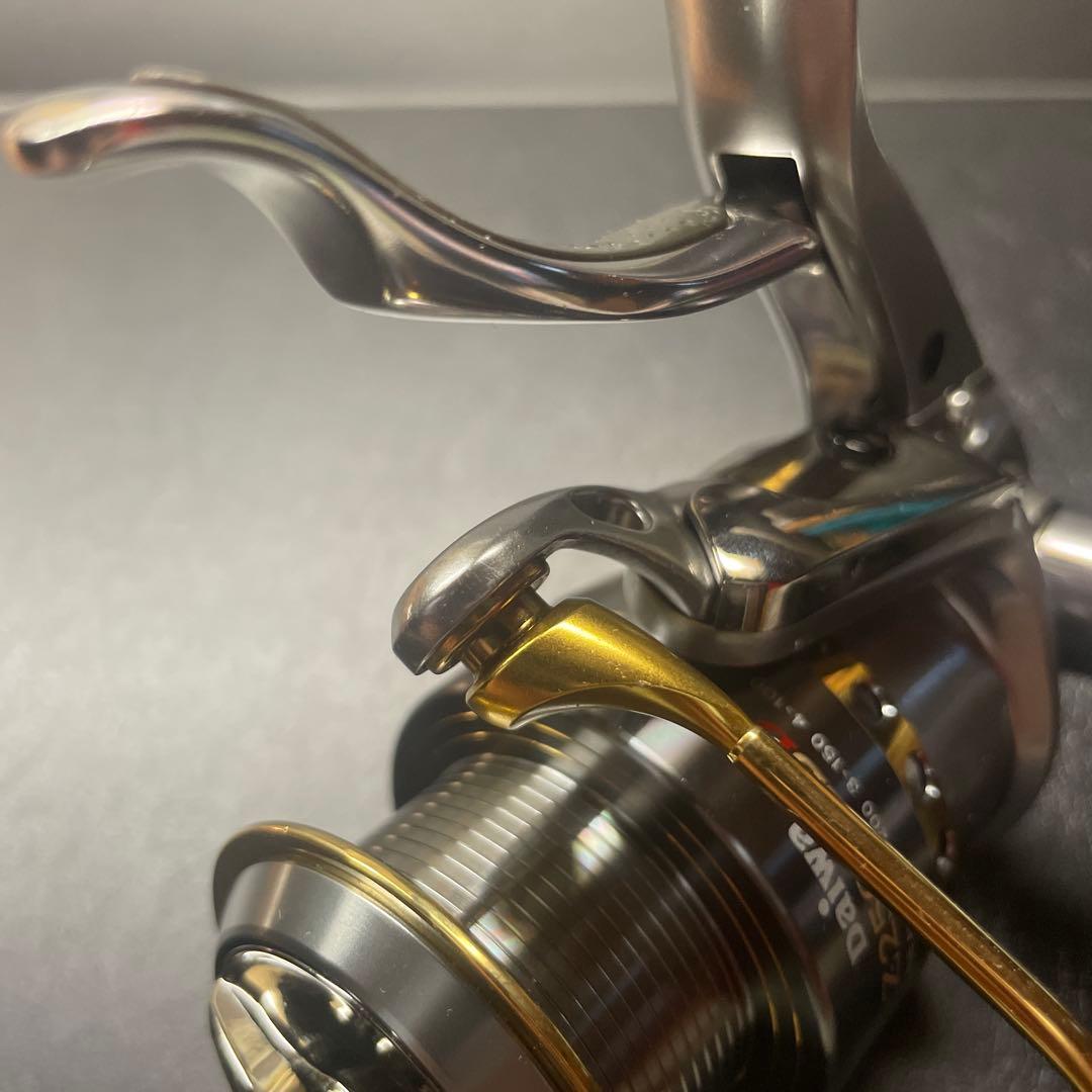 ダイワ　トーナメントISO Z2500LBD レバーブレーキ付きスピニングリール