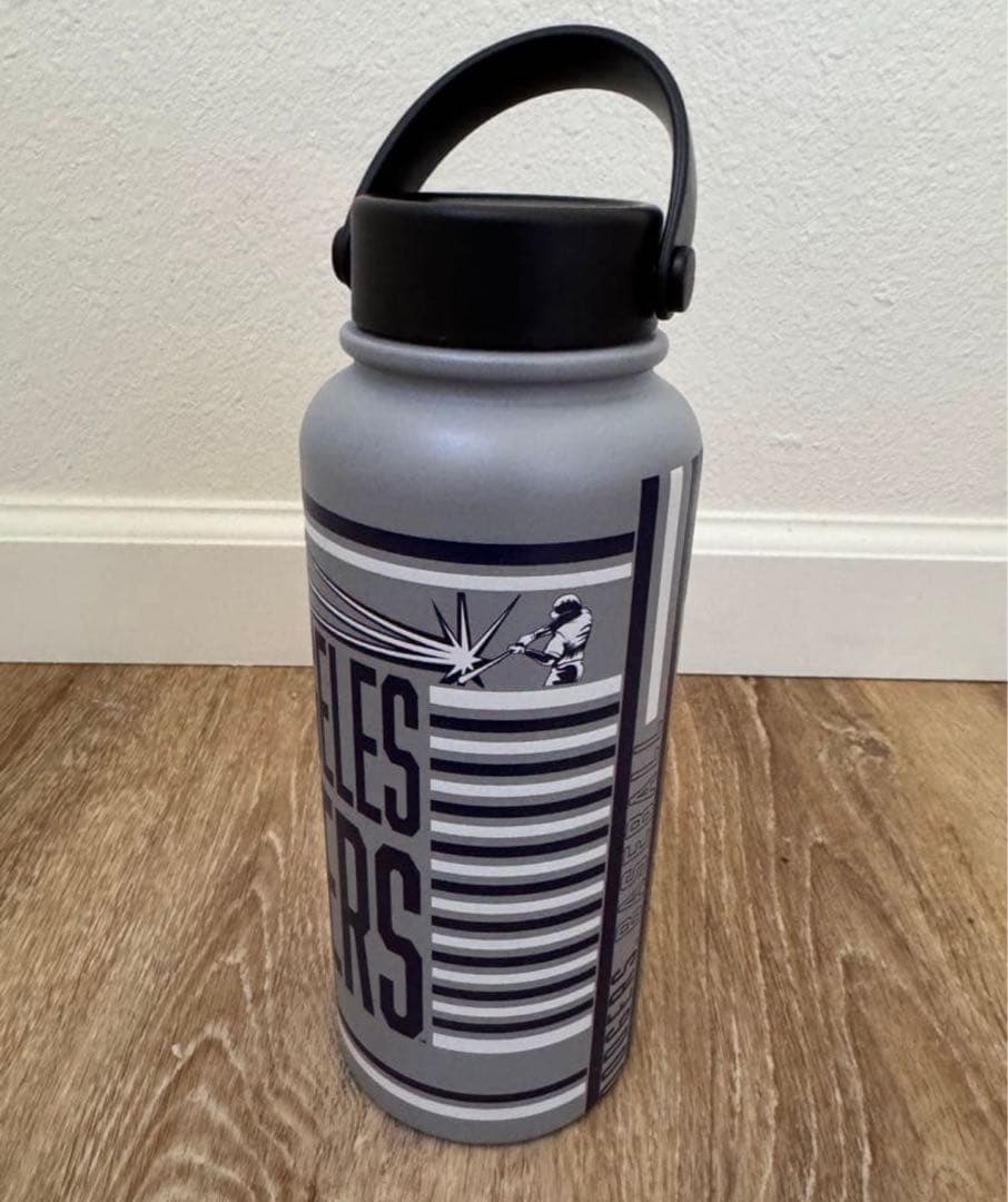 ロサンゼルス　ドジャース　スレンレス　ボトル　水筒　米国購入　新品