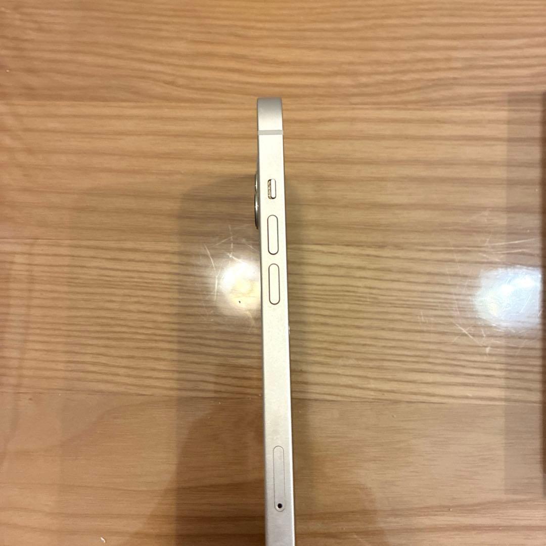 Apple iPhone13 128GB ホワイト（Starlight）