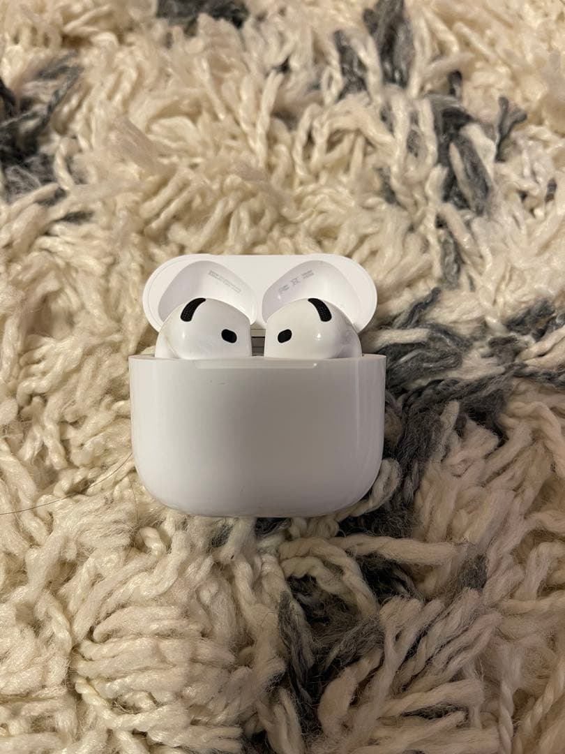 イヤホン Apple AirPods 4 (ANC)