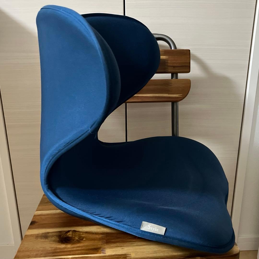 【美品】Style SMART MTG 姿勢矯正 骨盤サポートチェア 座椅子