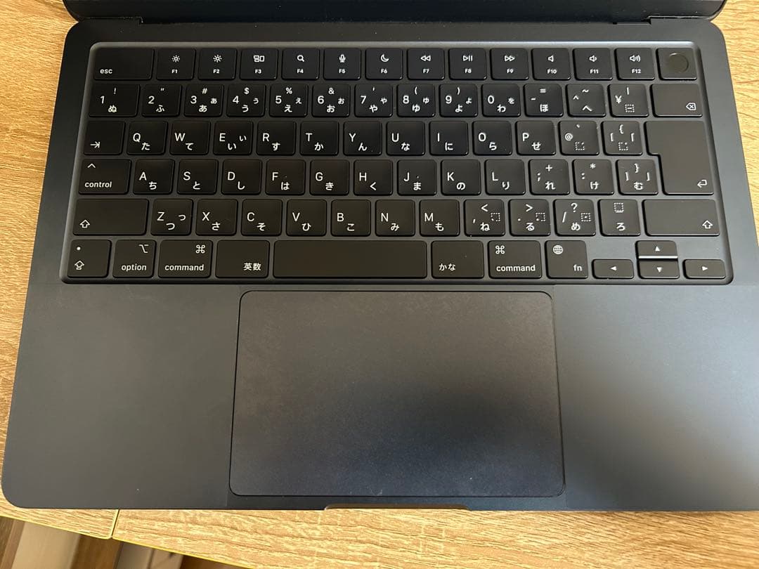 MacBook本体 MacBook air M2 256GB