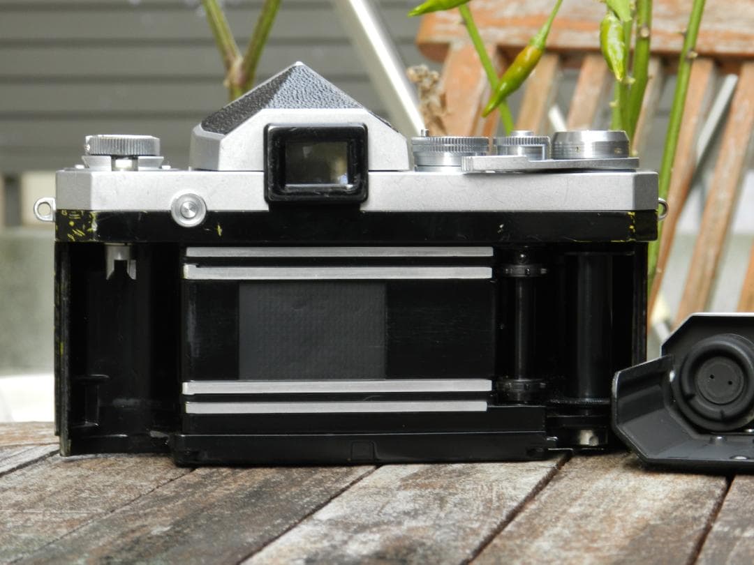 美品　Nikon F 一眼レフカメラ P.C 55 3.5 マクロ　即撮影可