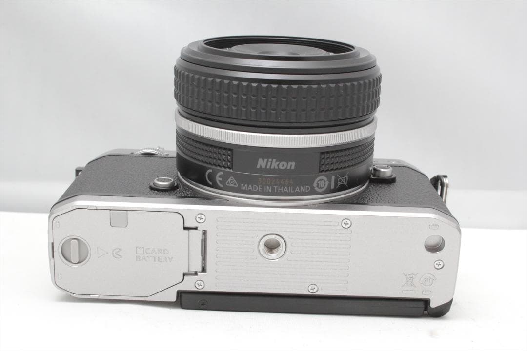 スマホ転送！Nikon Z fc　シャッター2471回　ニコン　ミラーレスカメラ