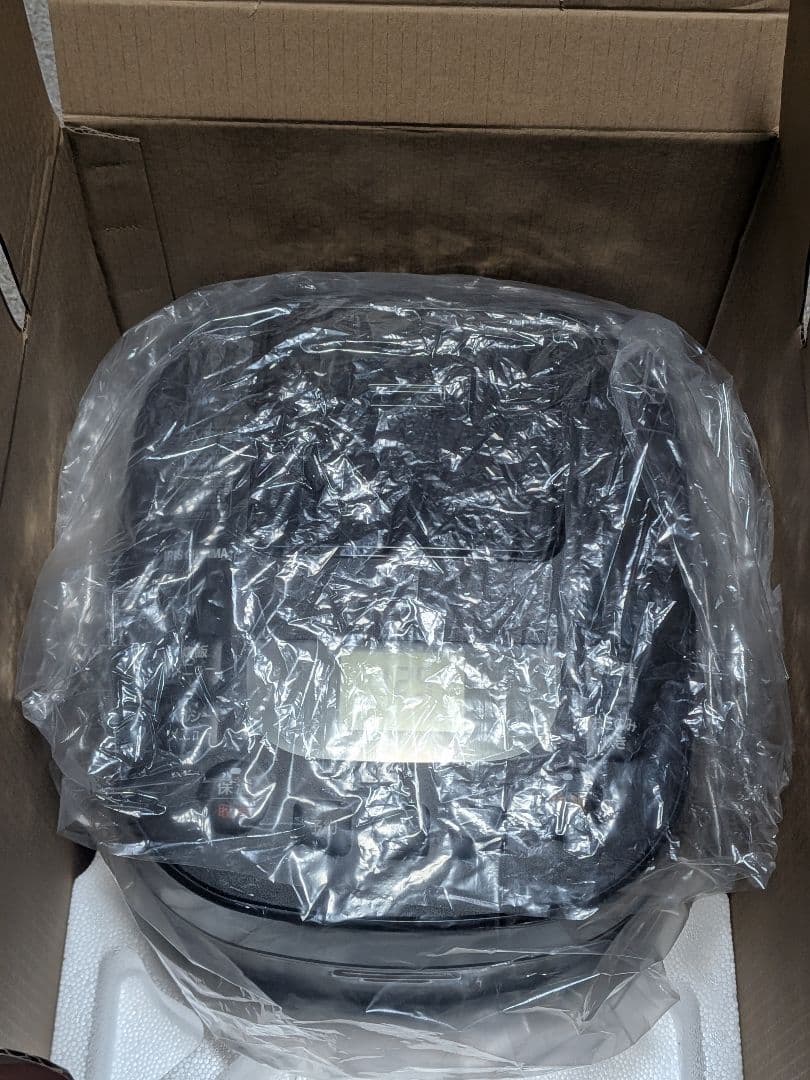 【新品未使用】IRIS OHYAMA RC-ME10-B 高火力炊飯器　10合