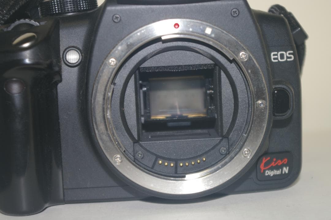 【作動良好】 EOS Kiss Digital N+EF-S18-55 （D6）